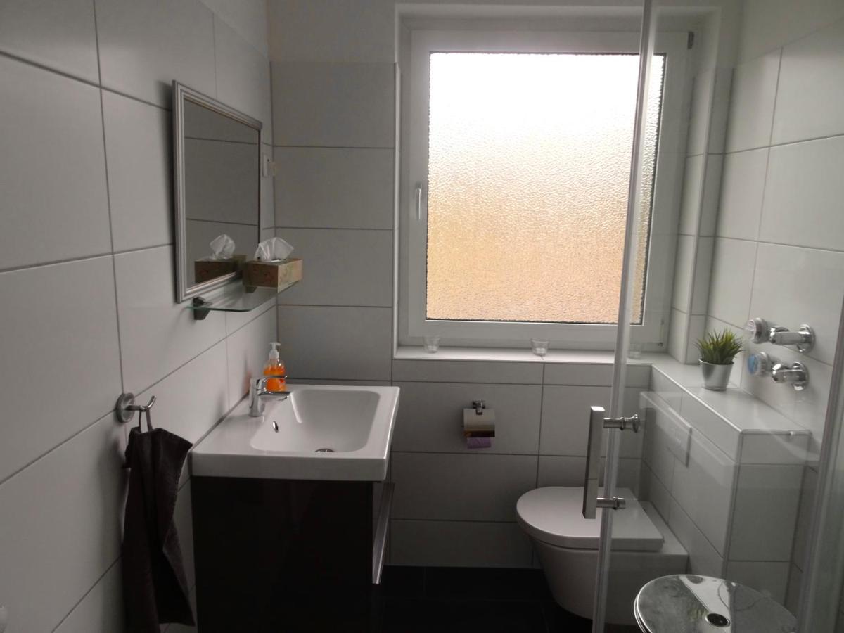 Don Quijote Ferienwohnung Касел Екстериор снимка