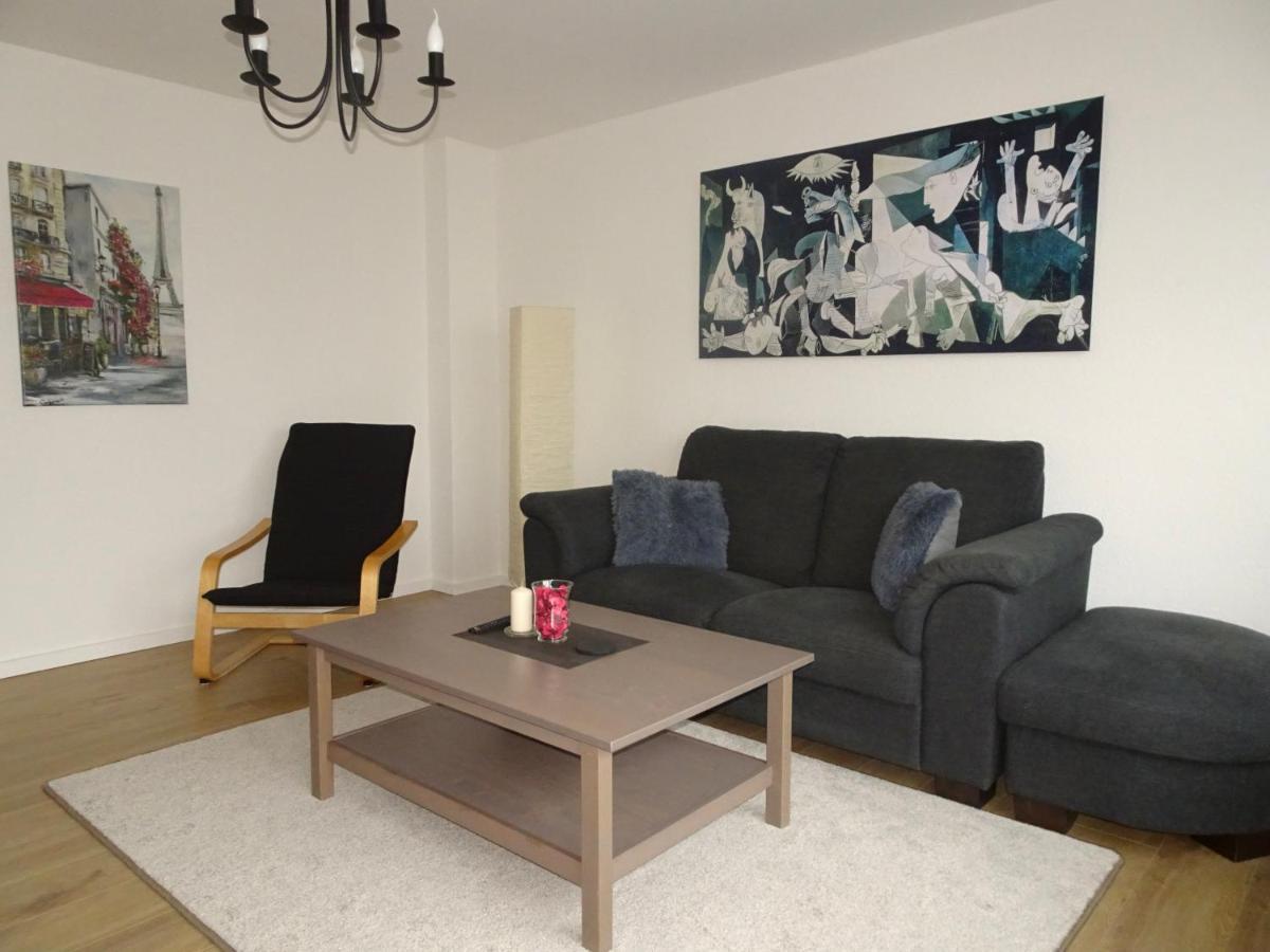 Don Quijote Ferienwohnung Касел Екстериор снимка
